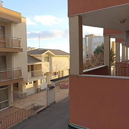Sea Joy, Palm Marina Apartment *